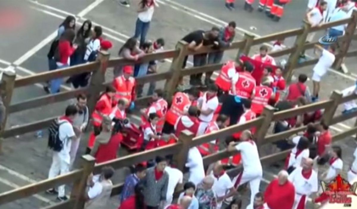 San Fermin\'de Boğalar 6 Kişiyi Daha Yaraladı