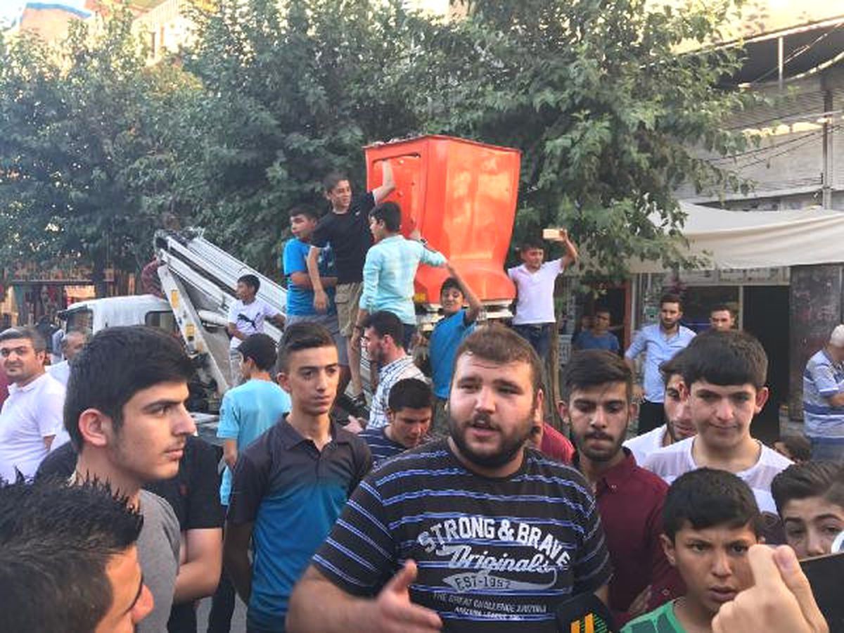 Şanlıurfa\'da Elektrik Kesintisi Gerginliği