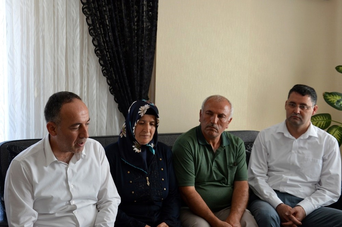 Şehit Babası Yorulmaz: "Hakanlar Tükenmez"