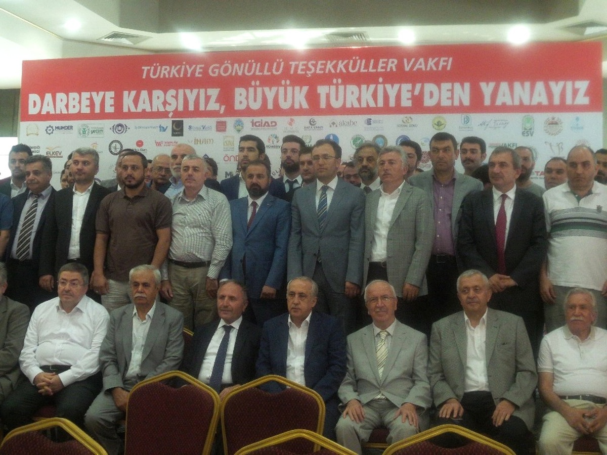 Tgtv: "Darbeye Karşıyız, Büyük Türkiye\'den Yanayız"