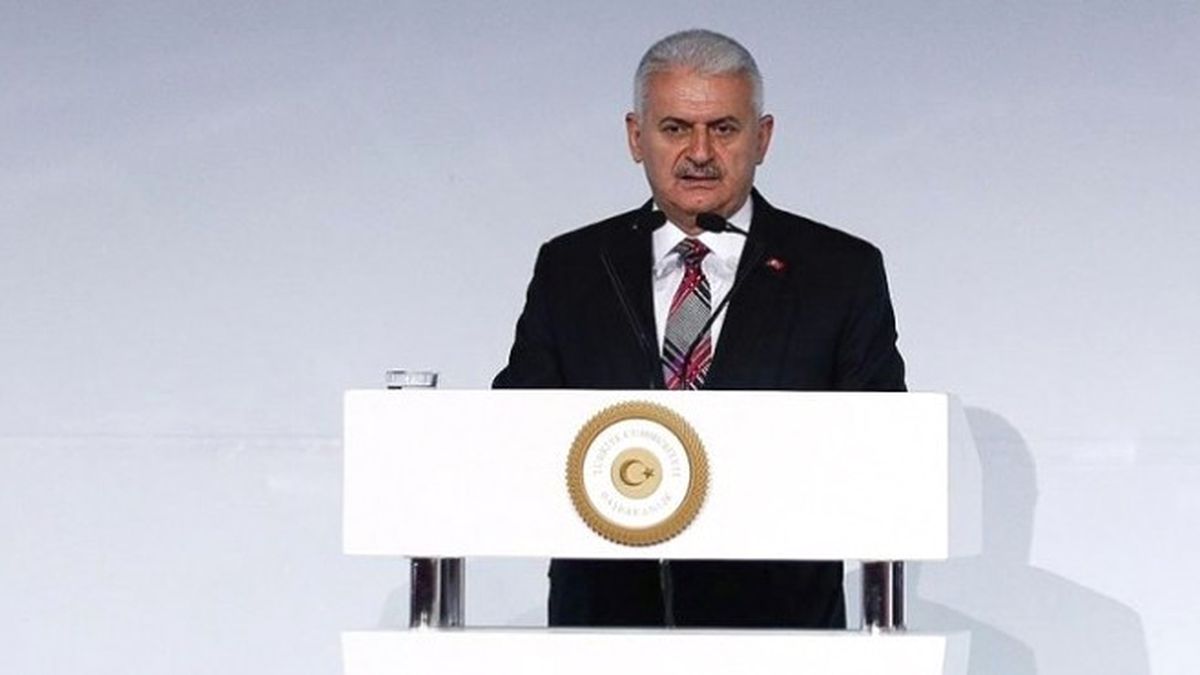 Türkiye 15 Temmuz\'da En Vahşi Darbe Girişimiyle Karşılaştı"