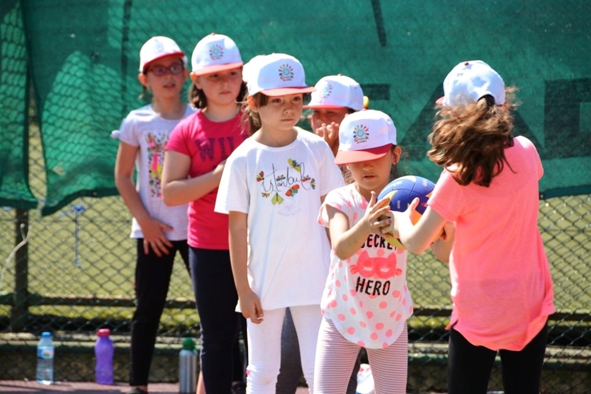 Yaz Kurslarında Yıldız Adayları Yetişiyor
