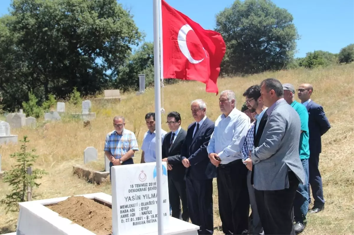 15 Temmuz Şehidi Yasin Yılmaz, Kabri Başında Anıldı