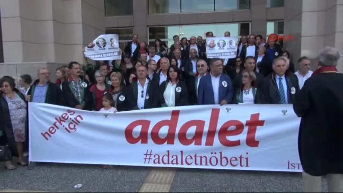 Adalet Sarayında Avukatların 15\'inci Adalet Nöbeti