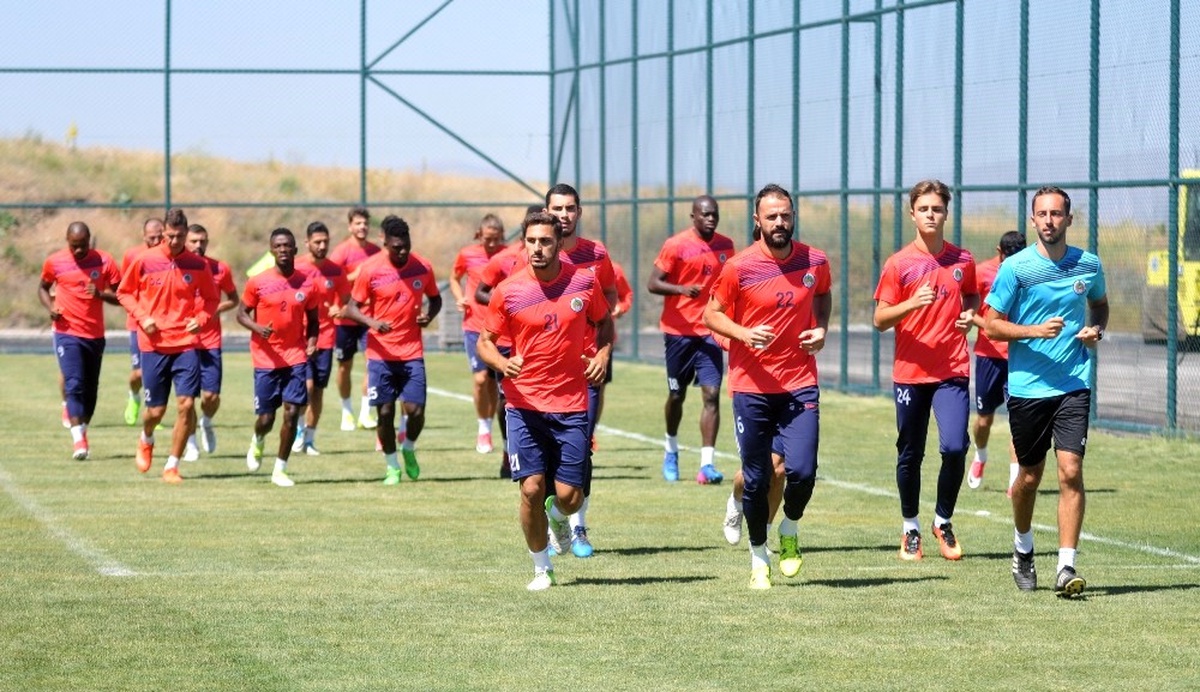 Alanyaspor\'un Erzurum Kampı