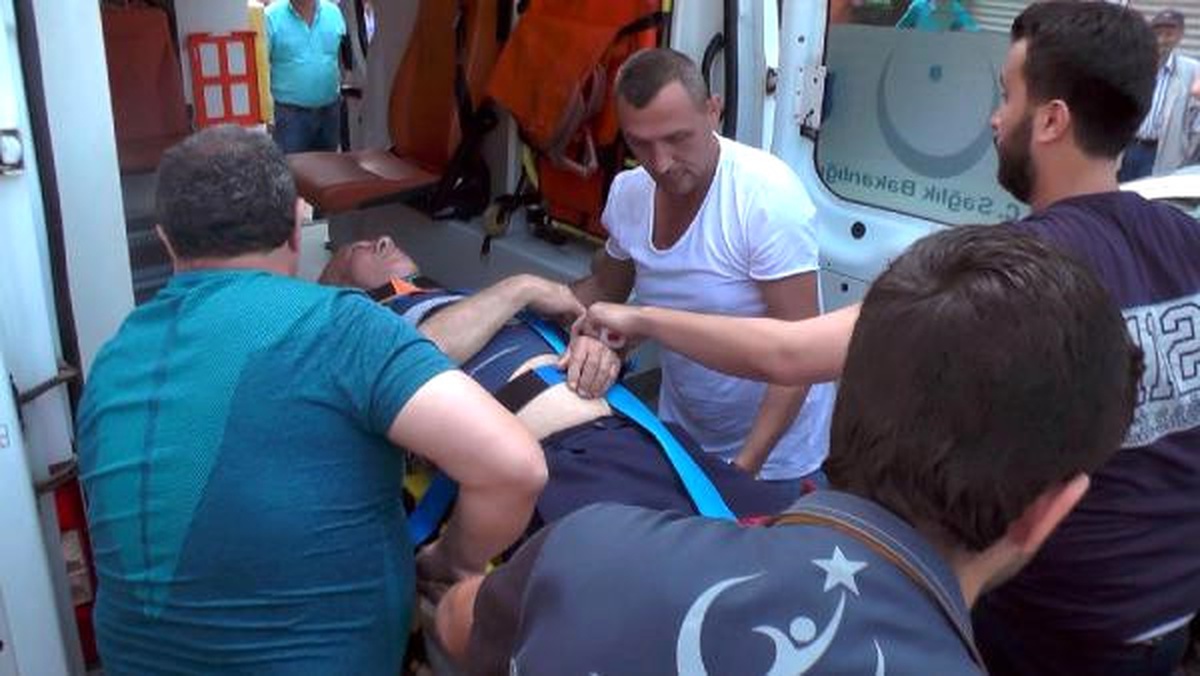 Ayağı Minibüsün Altında Kaldı, Krikoyla Kurtarıldı