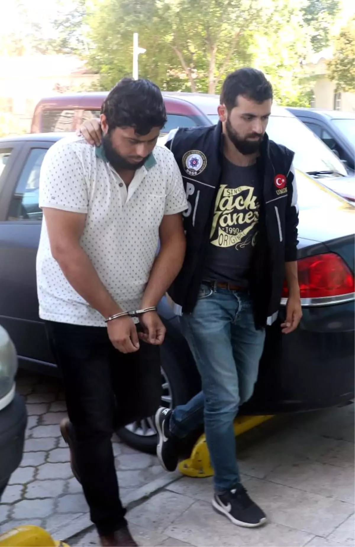 Baba-oğul Uyuşturucudan Tutuklandı