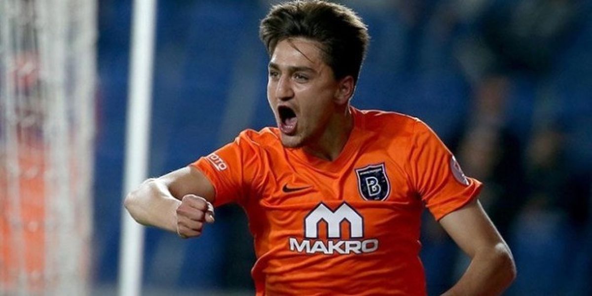 Başakşehir\'den İtalyan Ekip Roma\'ya Transfer Olan Cengiz Ünder, Yarın 15.00 Uçağı ile Atatürk...
