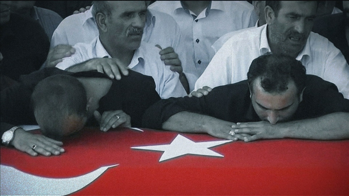 "Bir Hilal Uğruna -15 Temmuz Özel Bölümü" TRT1\'de!..