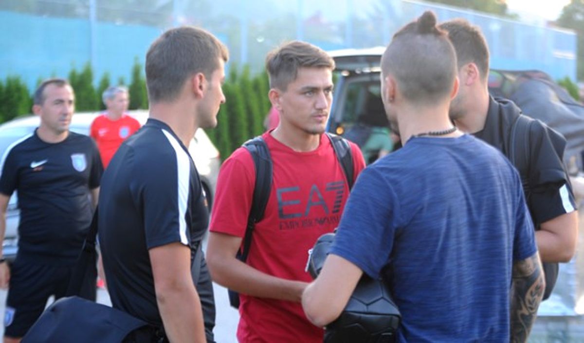 Cengiz Ünder, Başakşehir Kampından Ayrıldı, Roma\'ya Gidiyor