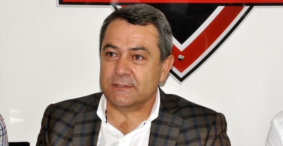 Eskişehirspor\'un Düzenlediği Seçimli Genel Kurul\'a Tek Liste ile Başkanlığa Aday Olan Sinan...