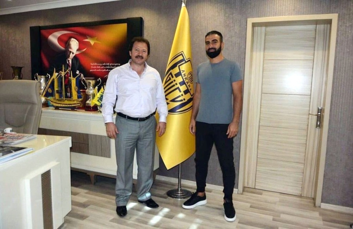 Evkur Yeni Malatyaspor ile Yollarını Ayıran Sedat Ağçay Ankaragücü\'nde
