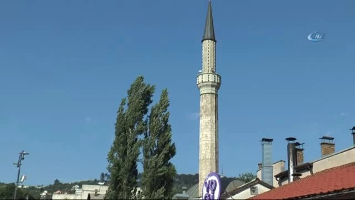 Eyüplü Gençler, Saraybosna\'da "15 Temmuz" ve "Srebrenitsa" İçin Yürüdü