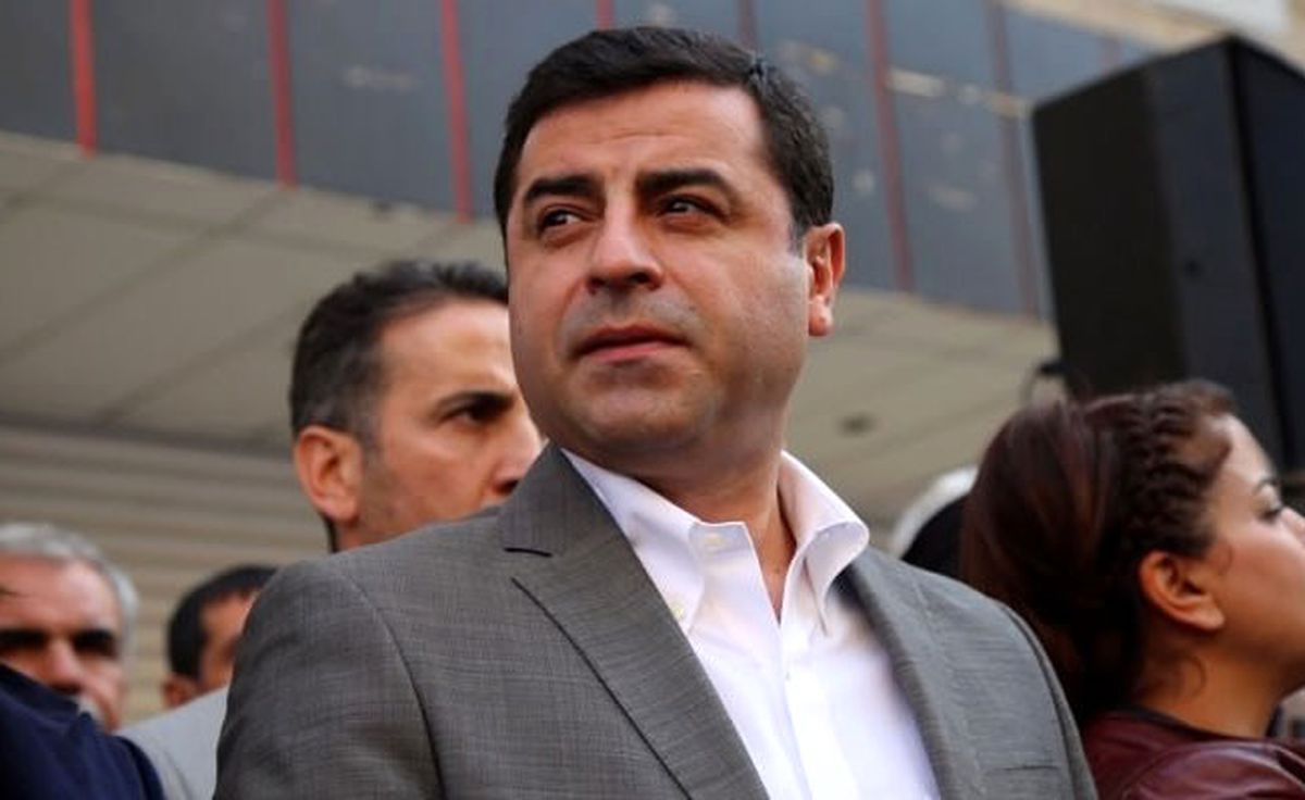Flaş