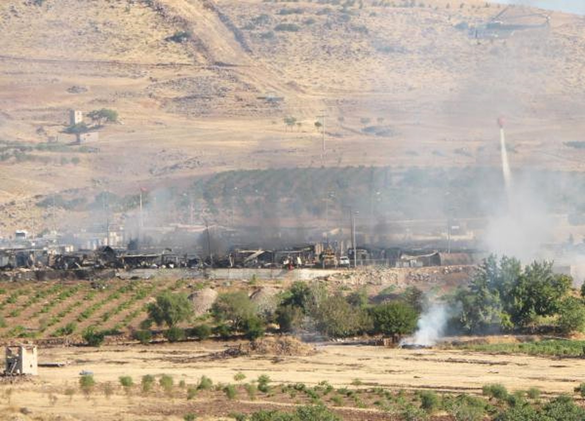 Kilis\'te Askeri Personelin Kaldığı Konteynerlerde Yangın (3)