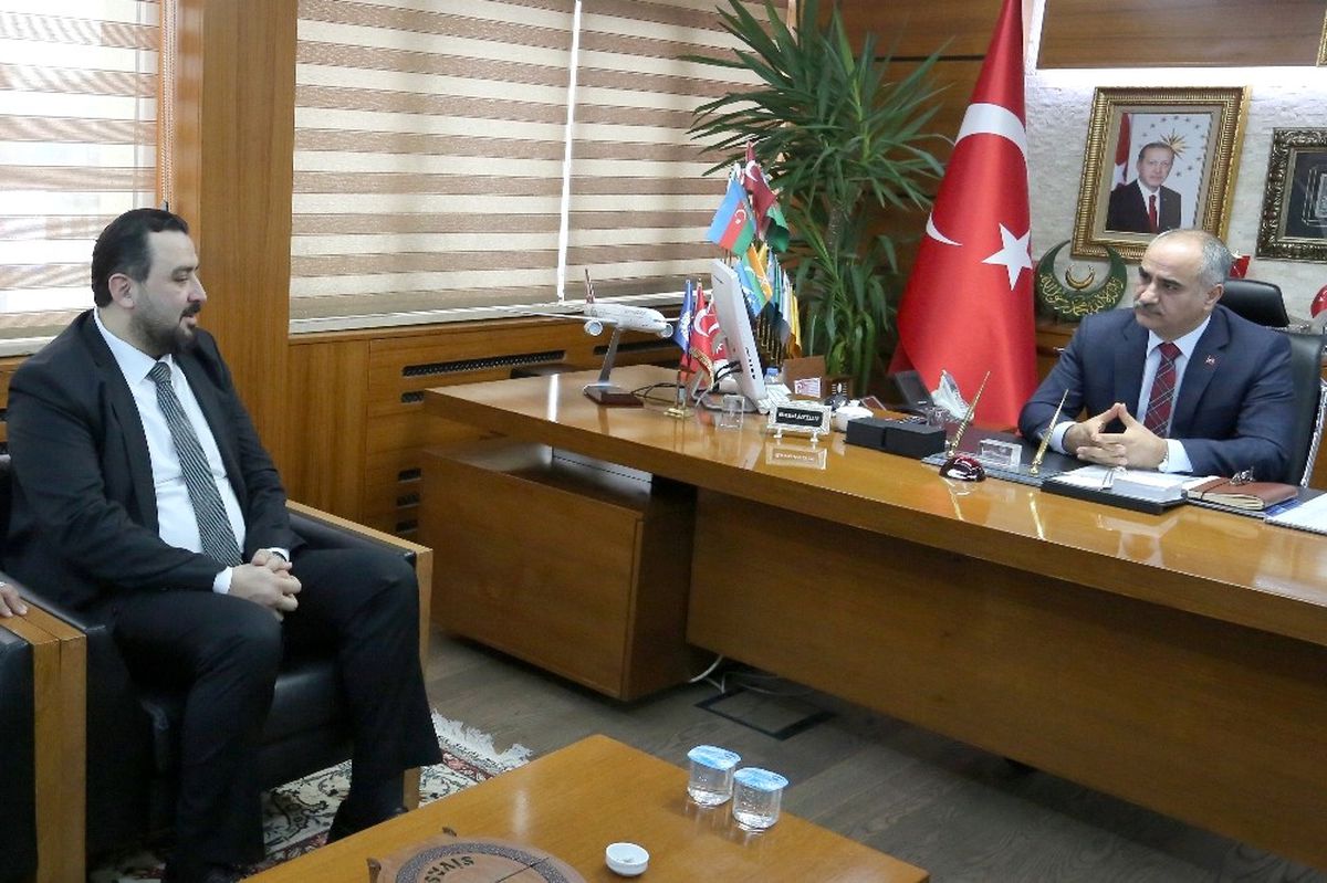 Külliyeye Gitti\' Diye Görevden Alınan Oda Başkanına Destek