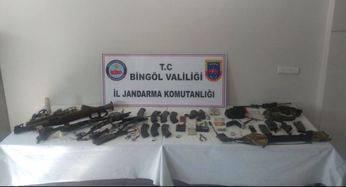 Öldürülen Teröristlere Ait Mühimmat Ele Geçirildi