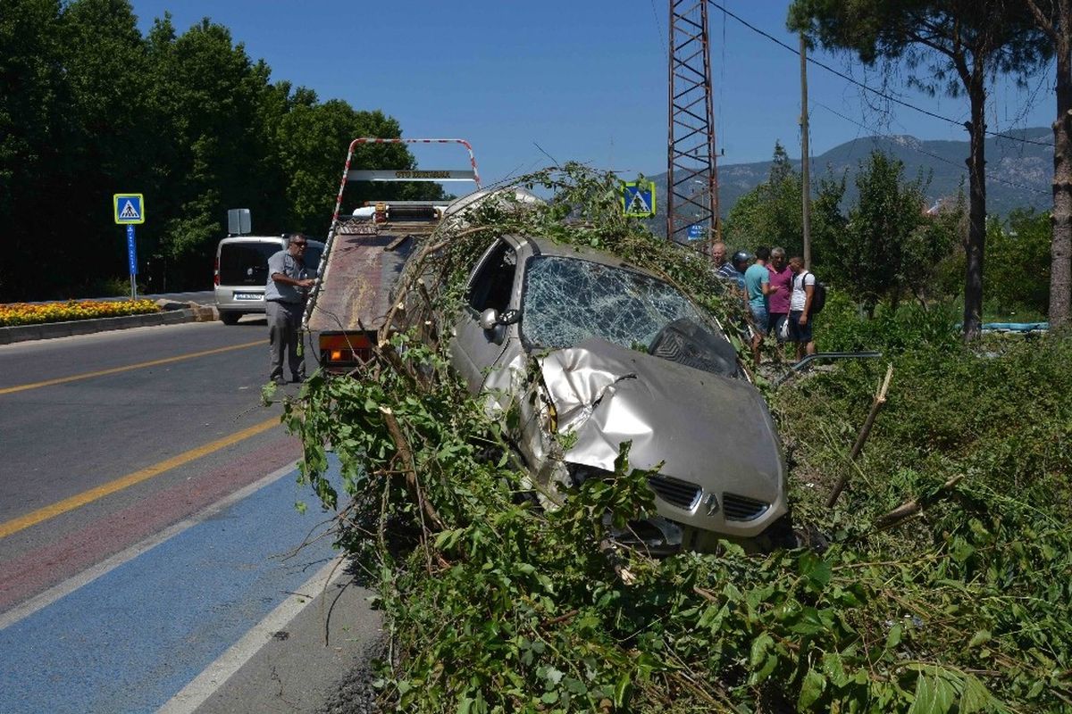 Ortaca\'da Trafik Kazası, 2 Yaralı