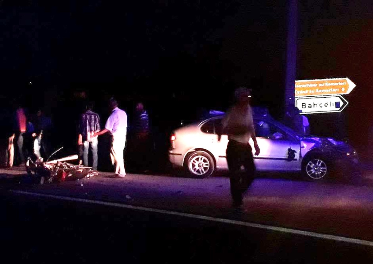 Otomobil Ile Motosiklet Çarpıştı: 1 Ölü