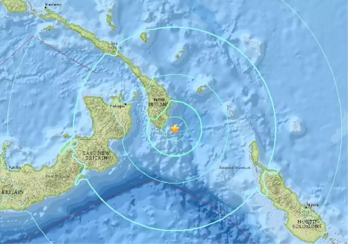 Papua Yeni Gine\'de 6.4 Büyüklüğünde Deprem