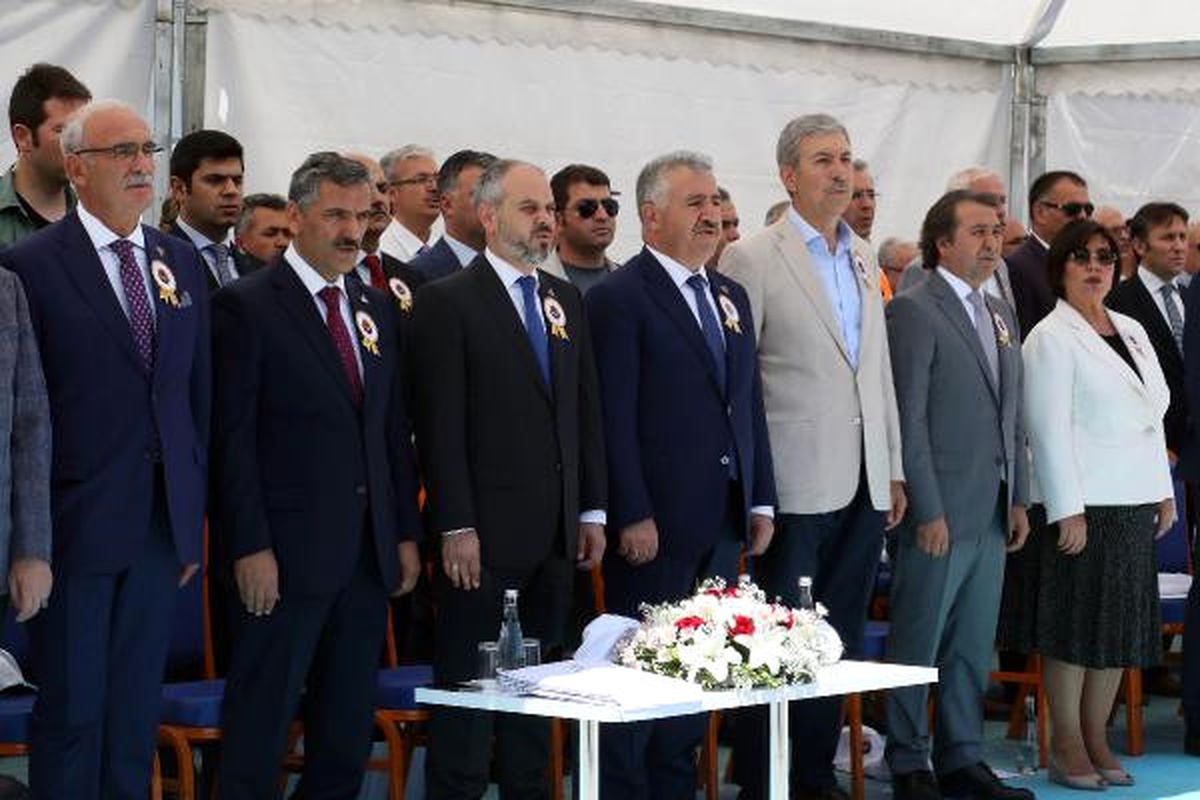 Samsun Bakan Arslan ve Kılıç, Samsun\'da Yol Açılışına Katıldı