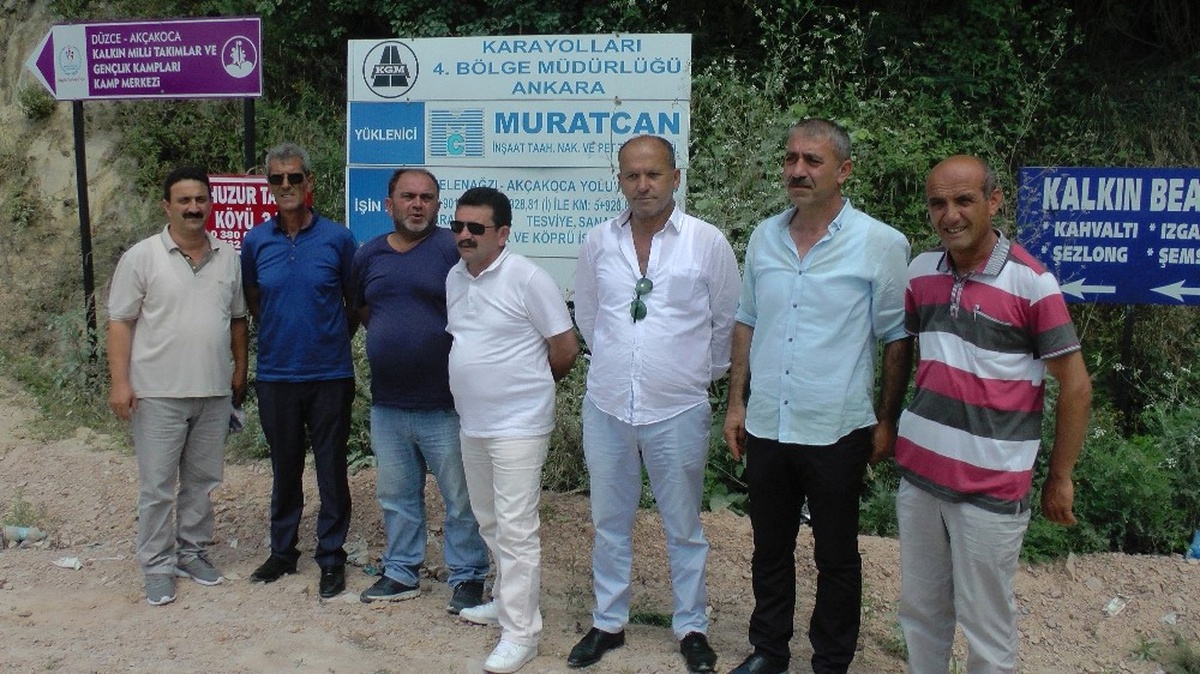 Akçakoca-Melenağzı Sahil Yolu Köy Muhtarlarını Kızdırdı
