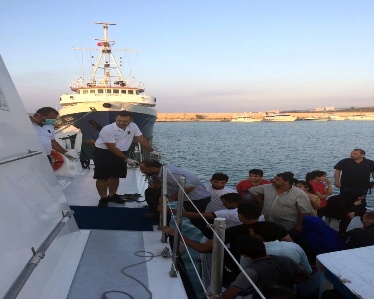 Akdeniz Açıklarında 156 Göçmen Yakalandı