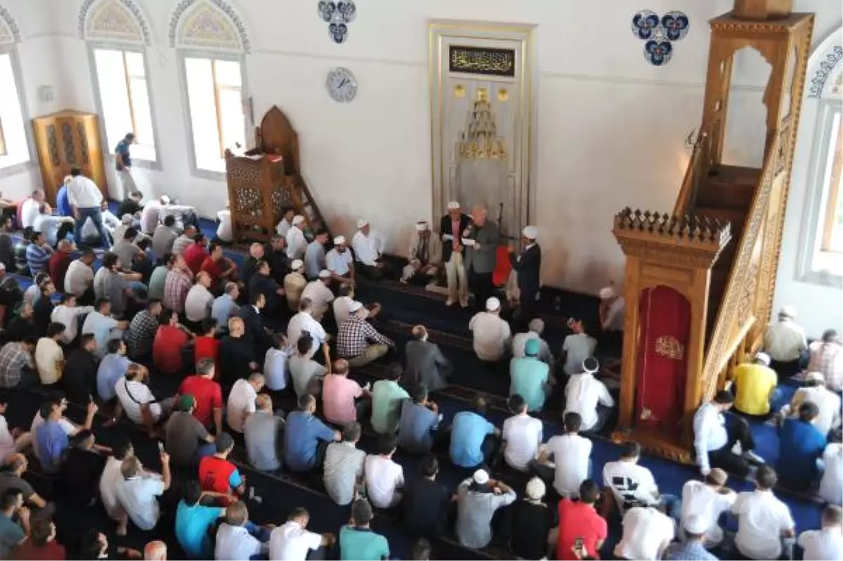 Atatürk Havalimanı Camisinde Şehitler İçin Mevlit