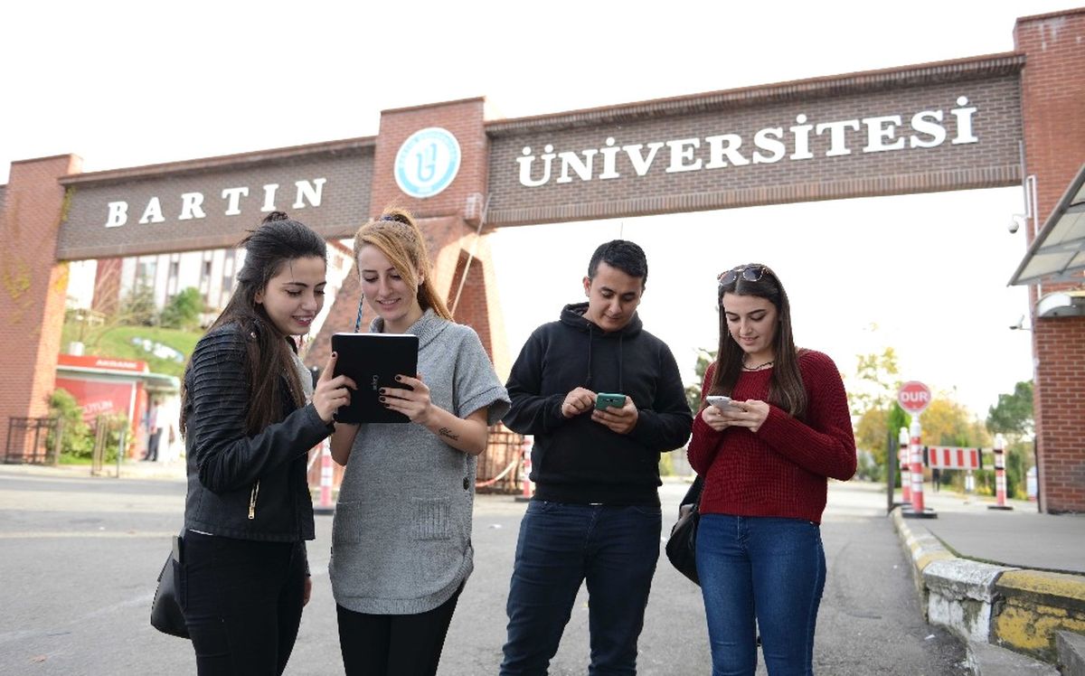Bartın Üniversitesi "Whatsapp İletişim Hattı" Kuruldu