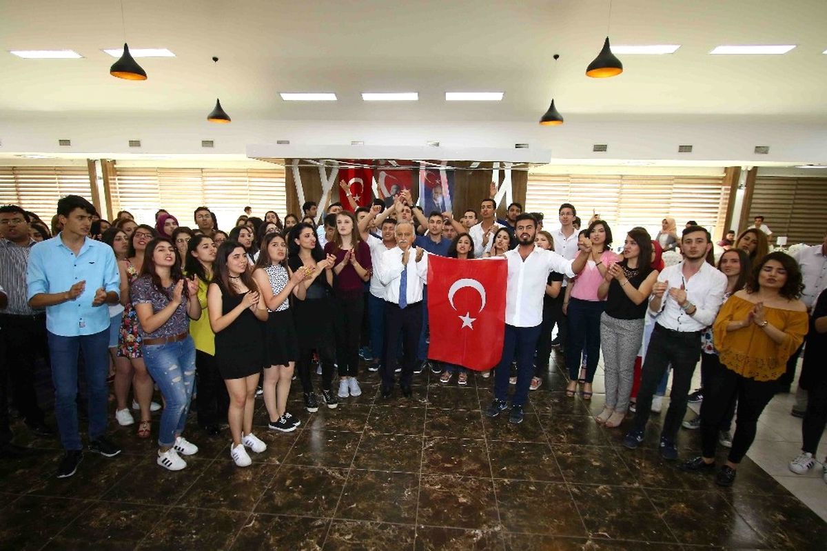 Baygem Yine Yüzleri Güldürdü