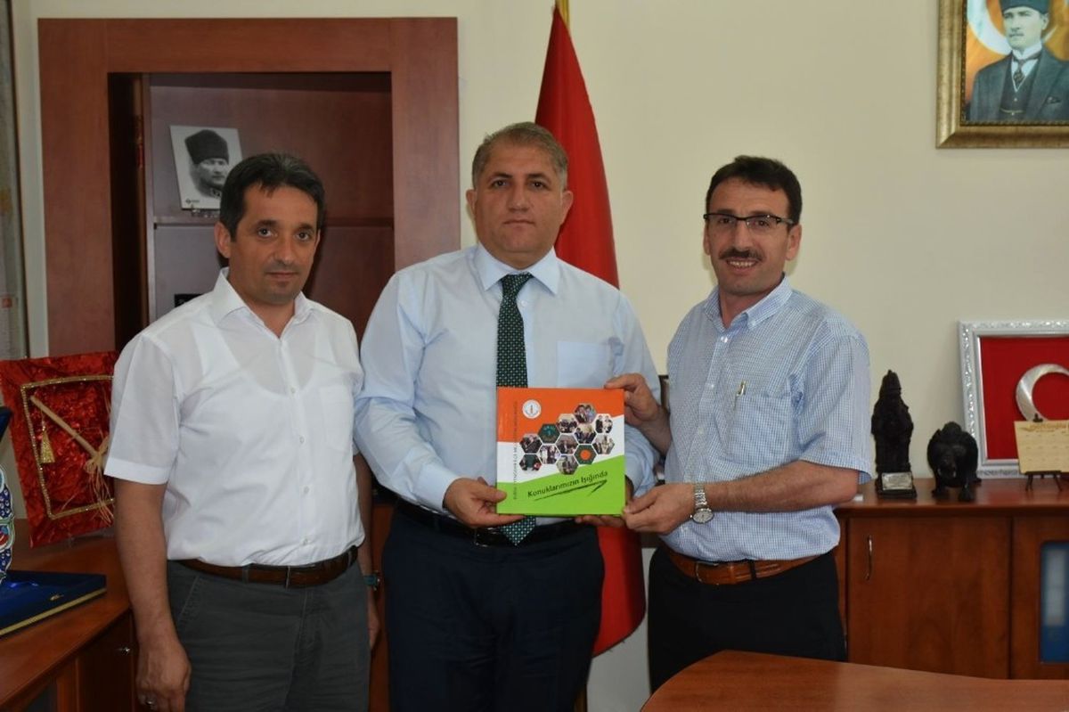 Bir Okul Bir Misafir" Kitap Oldu