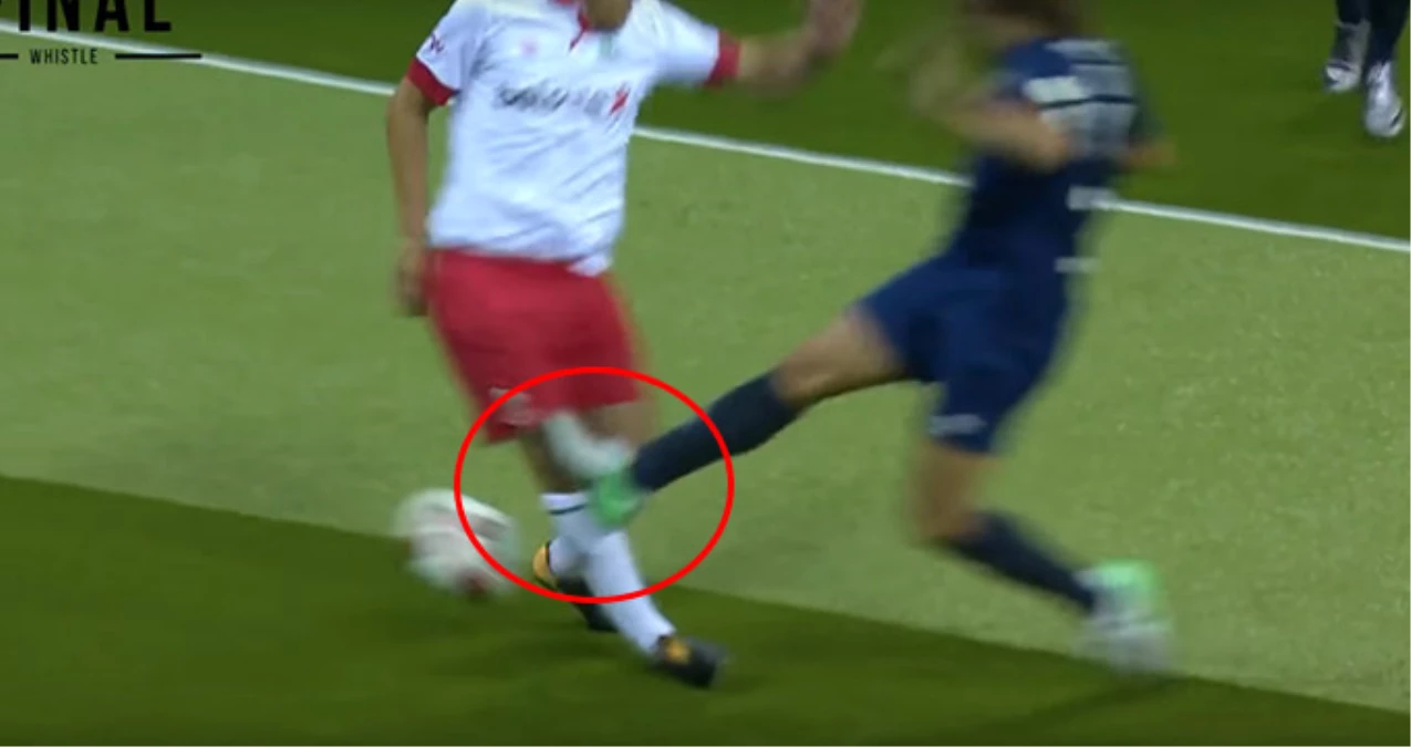 Carles Puyol, Gösteri Maçında Phil Neville\'ın Az Kalsın Ayağını Kırıyordu