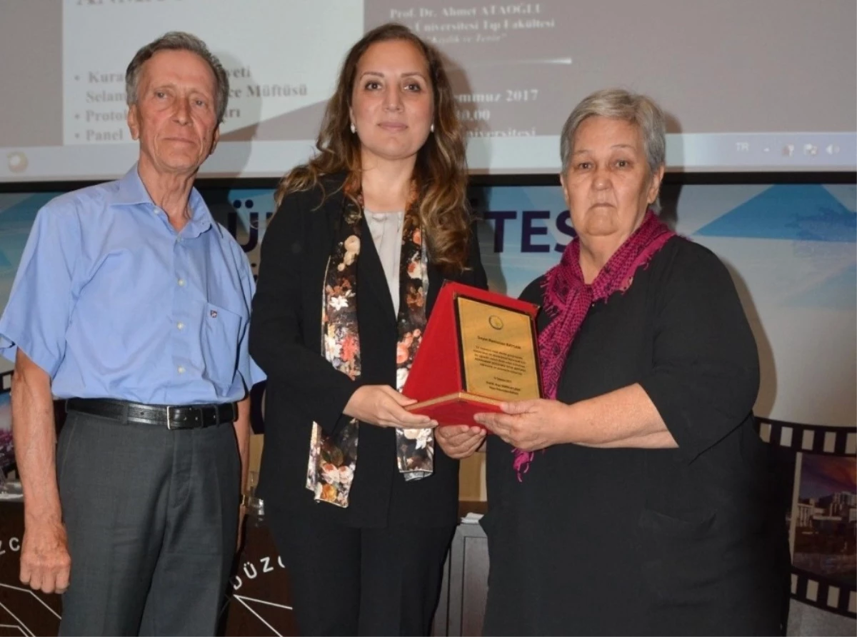 Düzce Üniversitesi 15 Temmuz Şehitlerini Rahmetle ve Minnetle Andı