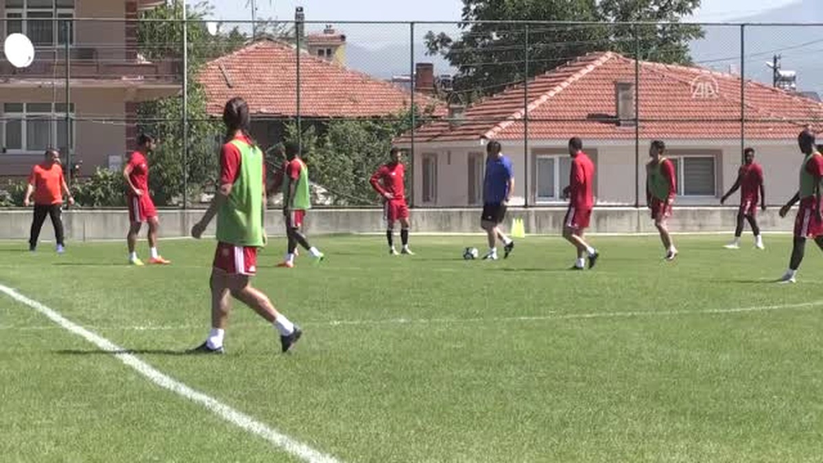 Evkur Yeni Malatyaspor\'un Bolu Kampı