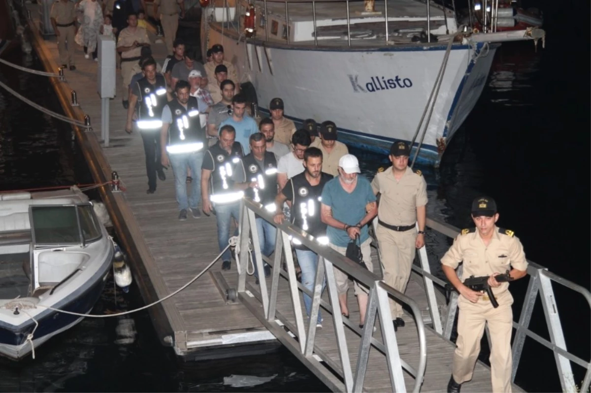 Fetö\'den Aranan 9 Zanlı Rodos Adası\'na Kaçmaya Çalışırken Yakalandı