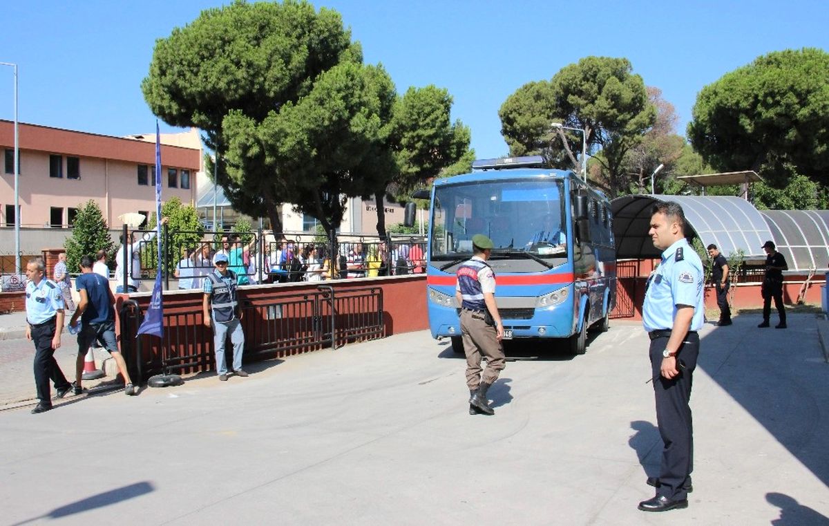 Fetö\'nün Nazilli İş Adamı Yapılanması Davasında 11 Tahliye