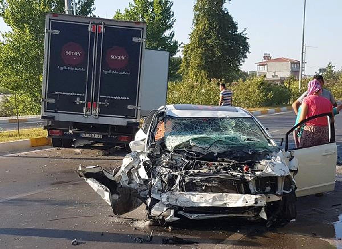 Genç Hemşire Kazada Öldü