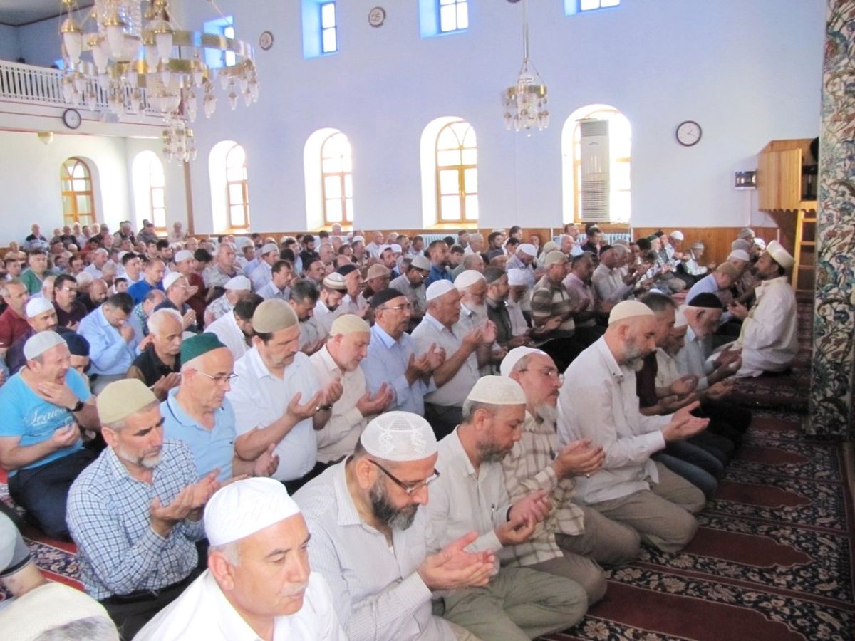 Hisarcık\'ta Şehitler İçin 100 Bin Hatm-i Serifin Duası Yapıldı