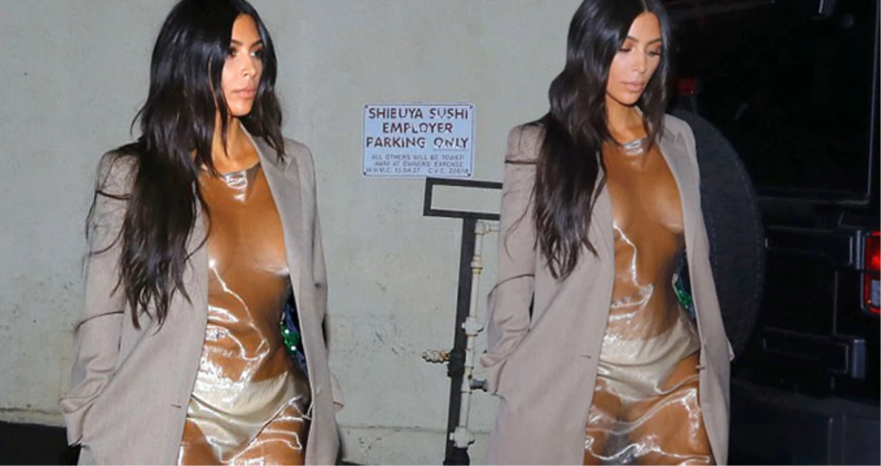 Kim Kardashian Şeffaf Plastik Elbisesiyle Tüm Dikkatleri Üzerine Çekti