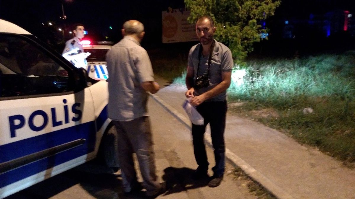 Kocaeli\'de Bıçaklı Kavga: 1 Yaralı