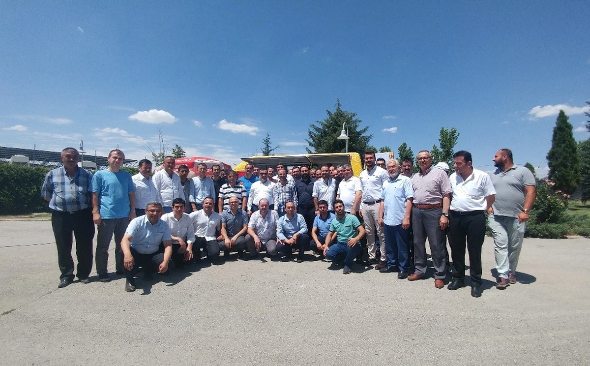 Öz Taşıma İş Sendikası Şehitler İçin Kur\'an-ı Kerim Okuttu