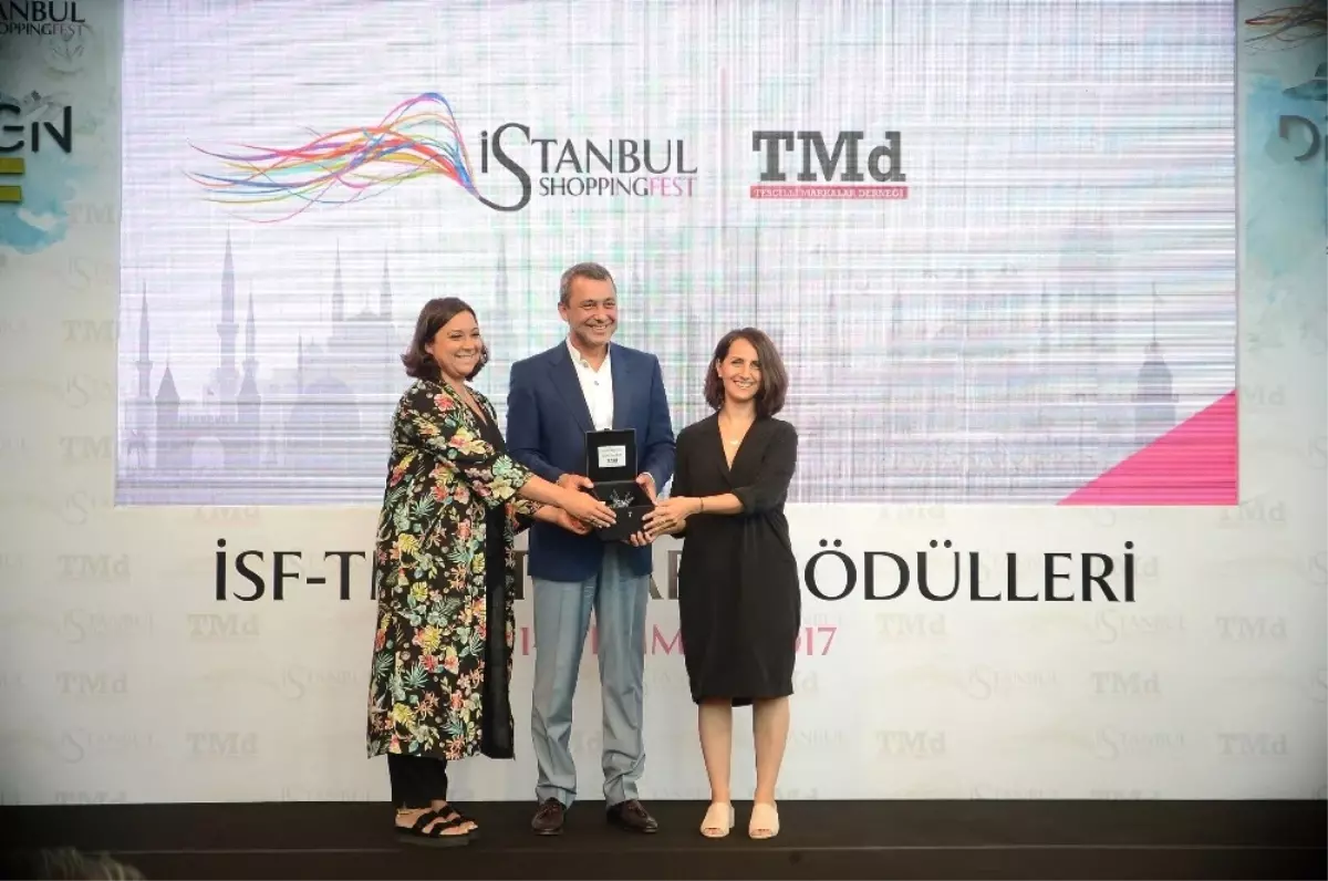 Shopping Fest\'ten Tasarımcılara Ödül