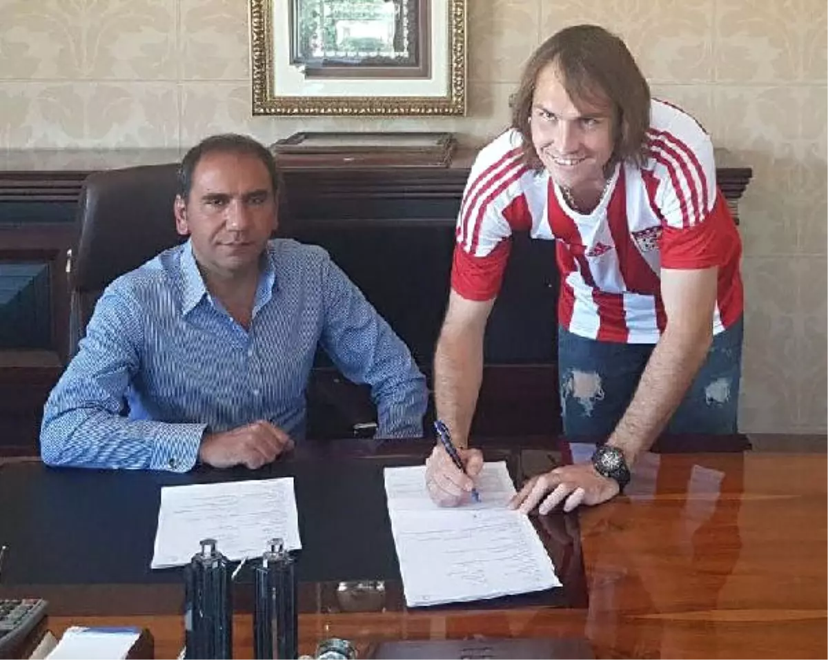 Sivasspor\'a Rus Stoper