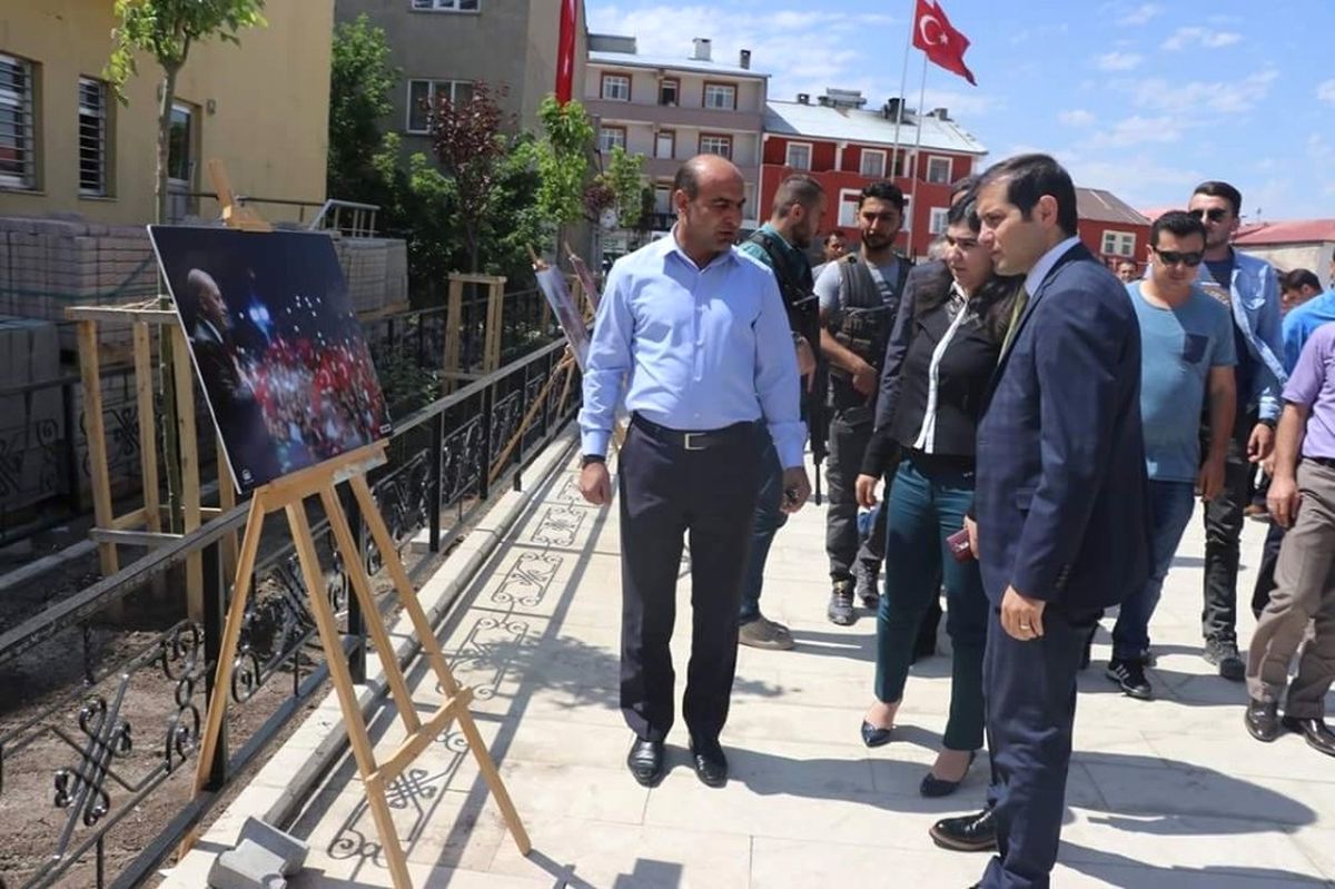 Tutak\'ta 15 Temmuz Resim Sergisi Açıldı