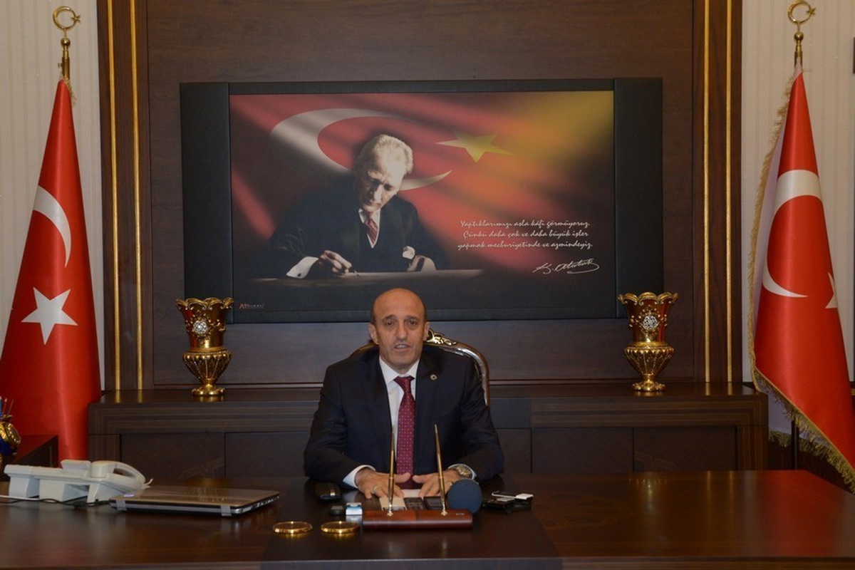 Vali Çiftçi: "Türk Tarihine Altın Harflerle Yazılan 15 Temmuz Demokrasi ve Milli Birlik Destanı\'nı...