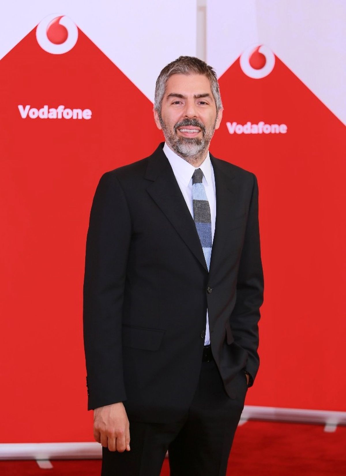 Vodafone\'dan 15 Temmuz\'a Özel Ücretsiz Tarife