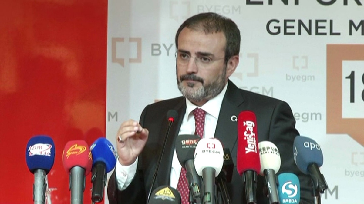 Yabancı Gazetecilere 15 Temmuz ve Fetö\'yü Anlattı