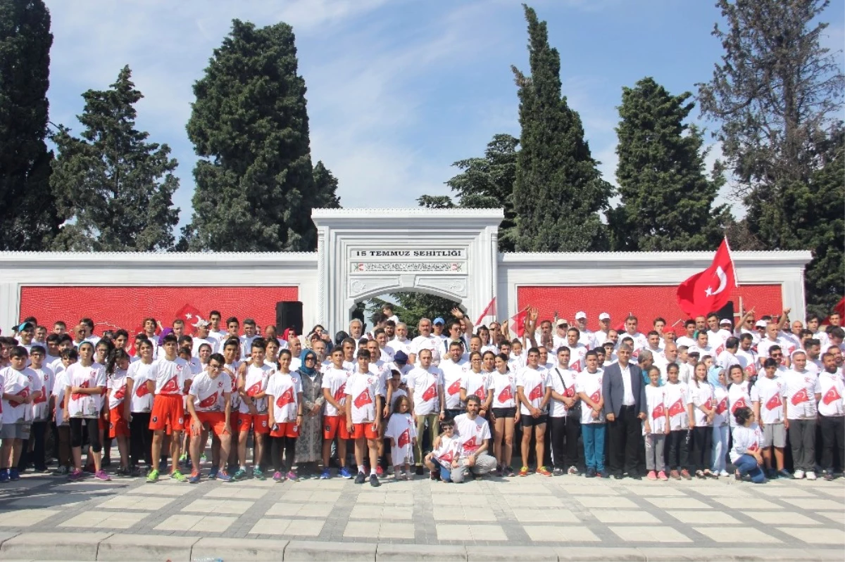 15 Temmuz\'da Şehitler İçin Koştular