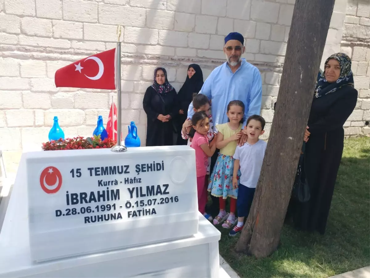 15 Temmuz Şehitliği Ziyaretçi Akınına Uğruyor