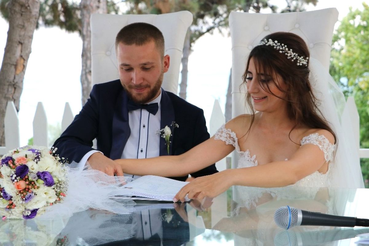 15 Temmuz\'un Sembol Görüntüsünü Çeken İha Muhabiri Dünya Evine Girdi